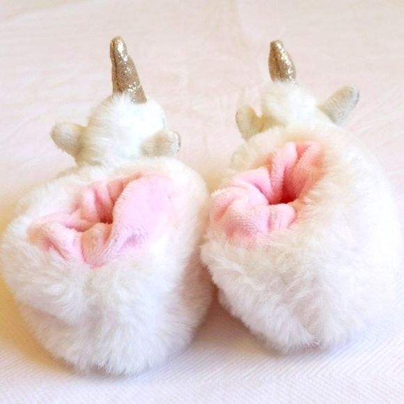 doudou et campagnie paris fluffy unicorn baby girl rattle slippers, 0-6 months - Picture 6 of 13